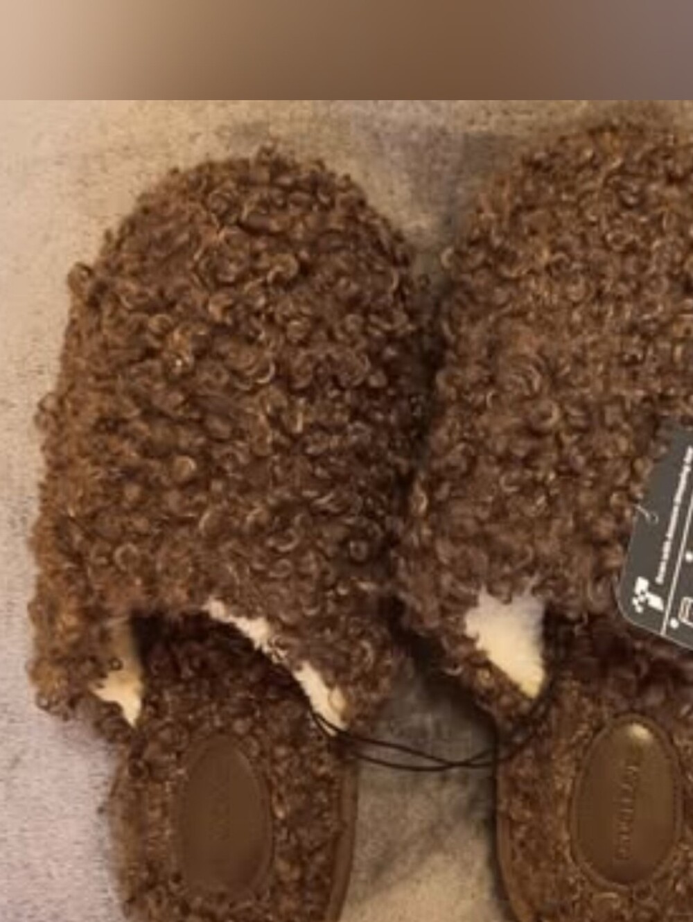 Cozy Brown Fuzzy Womens Slippers Sz 9-10